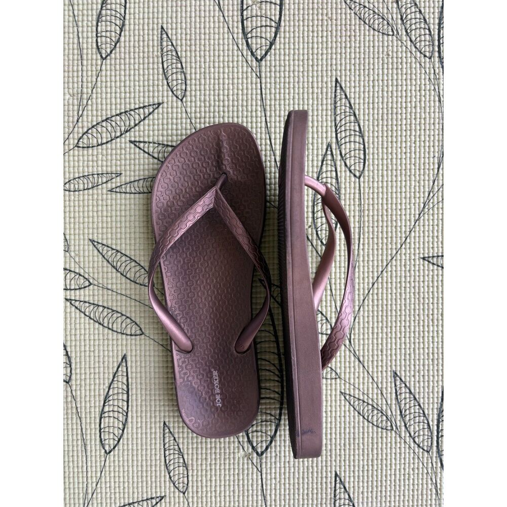 Joe Boxer Women's Brown Flip Flop Size 7/8